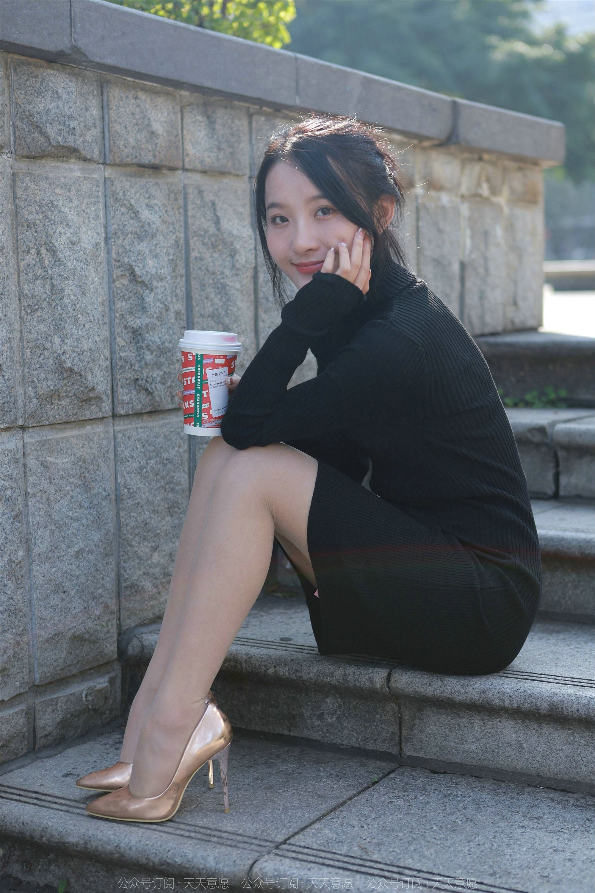 IESS异思趣向 2022.03.21 丝享家1035：婉萍《黑色包臀裙》